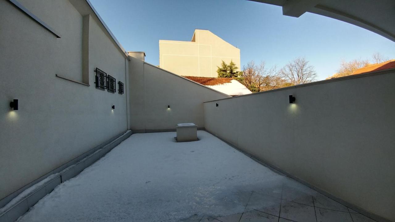 J&J Apartments Beograd Eksteriør bilde